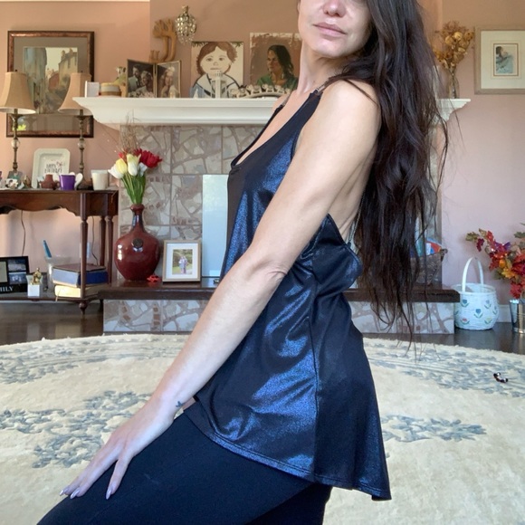 NWOT Guess x Tiësto Chained Tank Top - Picture 10 of 16